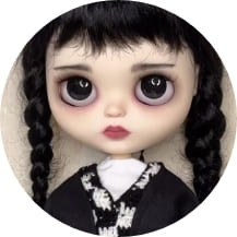 Doll Wandinha